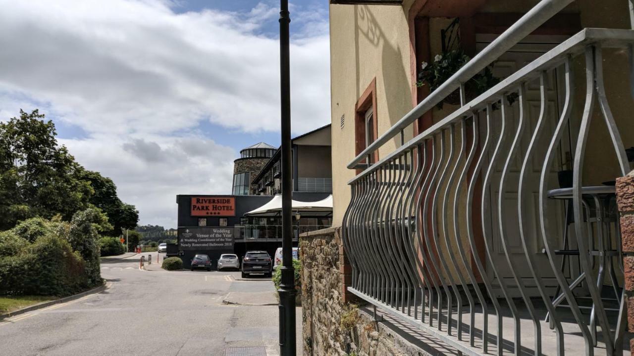 Riverview Luxury Short Stay Apartment Enniscorthy Ngoại thất bức ảnh