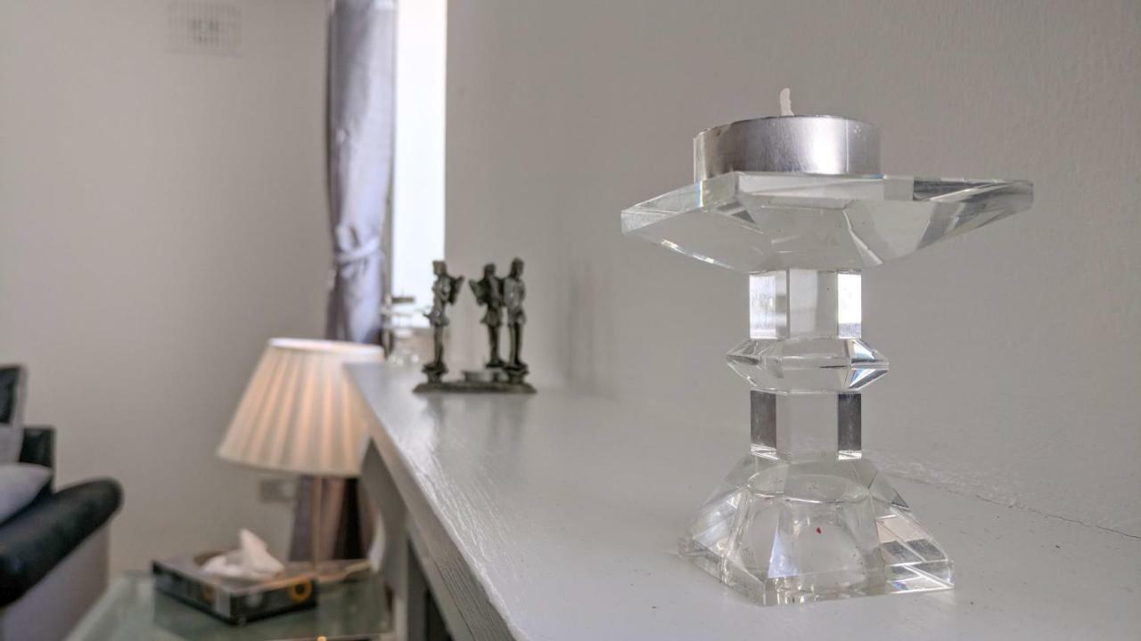 Riverview Luxury Short Stay Apartment Enniscorthy Ngoại thất bức ảnh