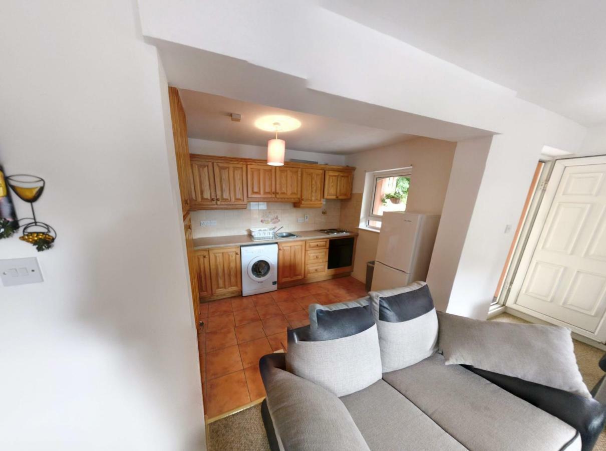 Riverview Luxury Short Stay Apartment Enniscorthy Ngoại thất bức ảnh