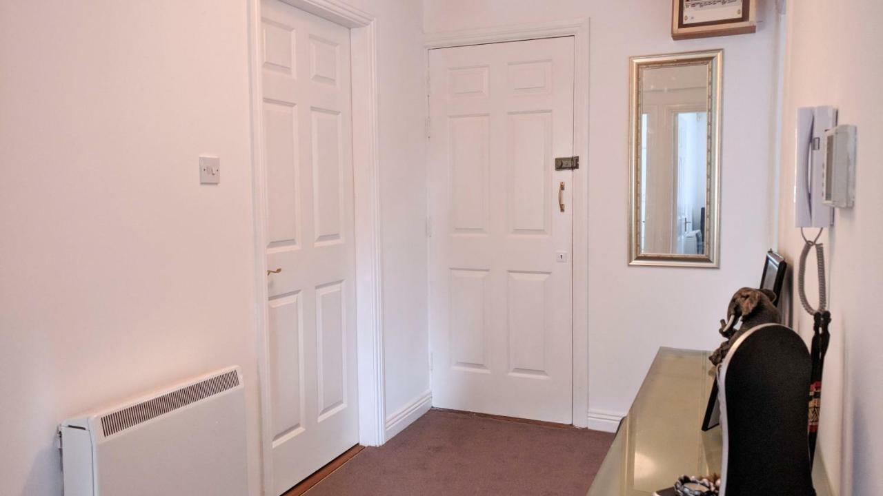 Riverview Luxury Short Stay Apartment Enniscorthy Ngoại thất bức ảnh