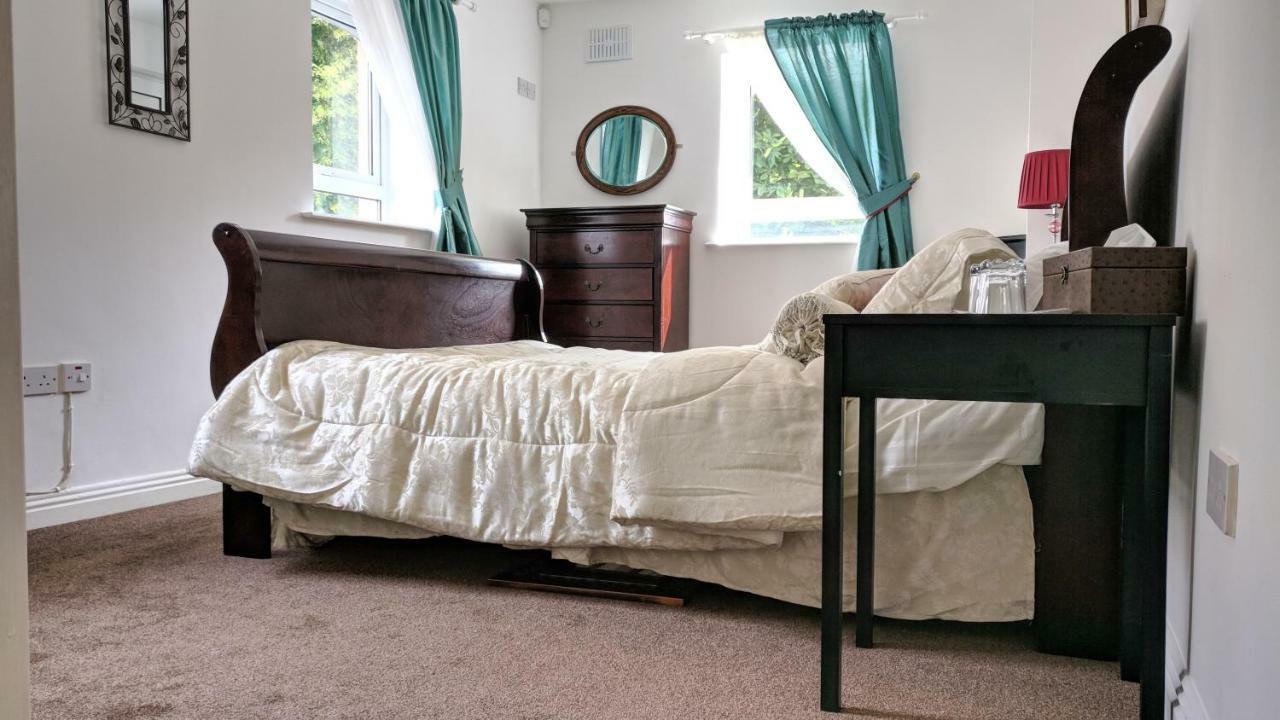 Riverview Luxury Short Stay Apartment Enniscorthy Ngoại thất bức ảnh