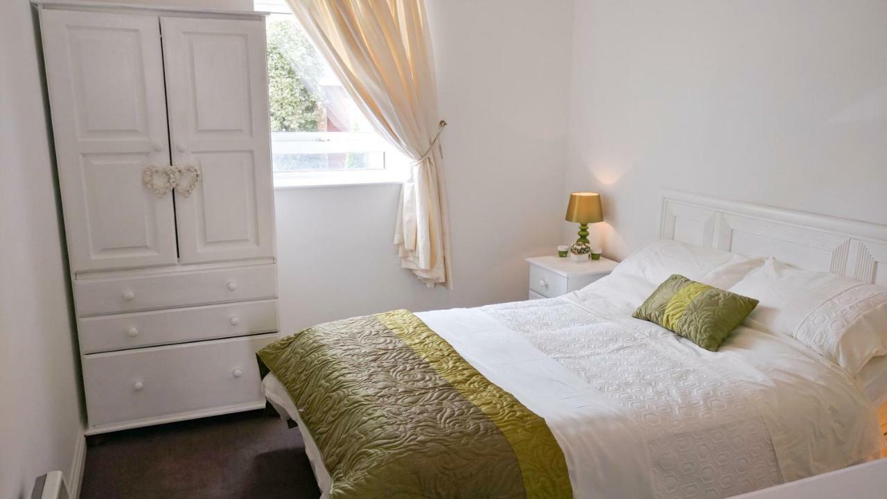 Riverview Luxury Short Stay Apartment Enniscorthy Ngoại thất bức ảnh